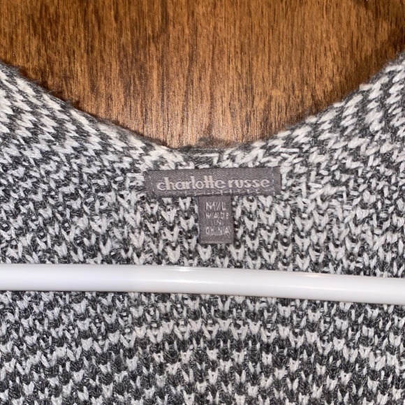 cardigan/shawl - Picture 2 of 2